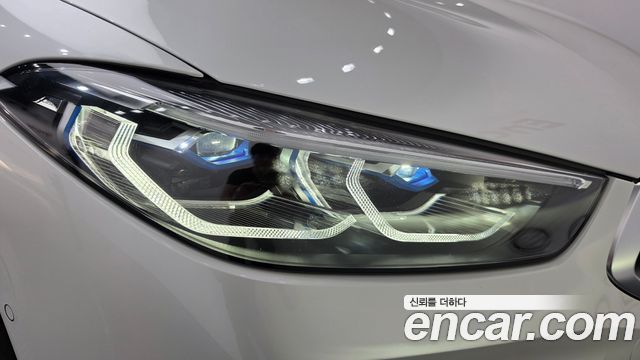 BMW 8 Series (G15) M850i xDrive Gran Coupe 2024 — фото 22