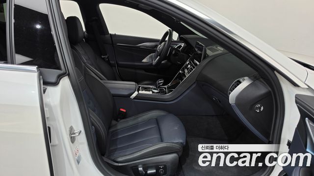 BMW 8 Series (G15) M850i xDrive Gran Coupe 2024 — фото 26