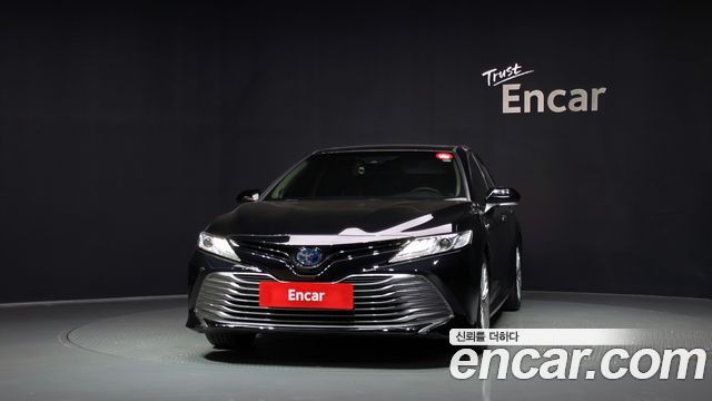 Toyota Camry (XV70) 2.5 XLE Hybrid 2019 — фото 3