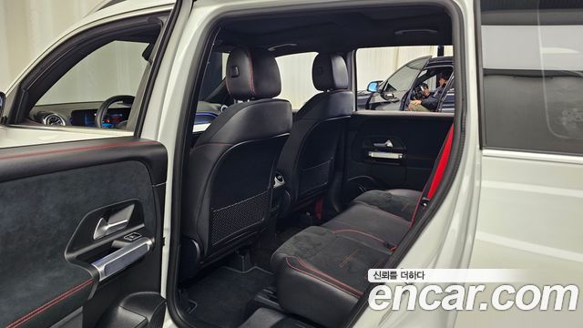 Mercedes-Benz GLB-Class (X247) AMG GLB35 4MATIC 2026 — фото 11