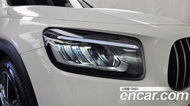 Mercedes-Benz GLB-Class (X247) AMG GLB35 4MATIC 2026 — фото 22