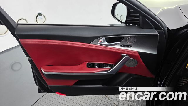Kia Stinger 2.2 Diesel AWD Platinum 2020 — фото 24