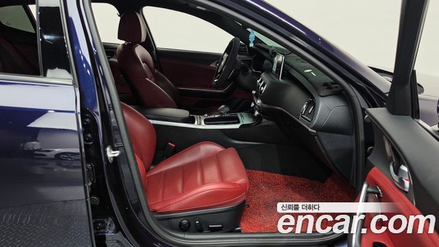 Kia Stinger 2.2 Diesel AWD Platinum 2020 — фото 26