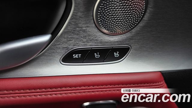 Kia Stinger 2.2 Diesel AWD Platinum 2020 — фото 32