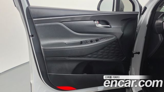 Hyundai Santa Fe HEV 1.6 2WD Exclusive 2022 — фото 24