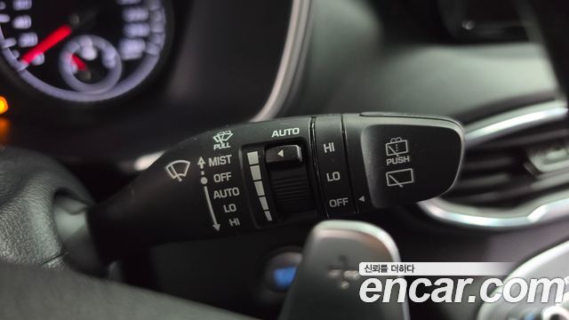 Hyundai Santa Fe HEV 1.6 2WD Exclusive 2022 — фото 29