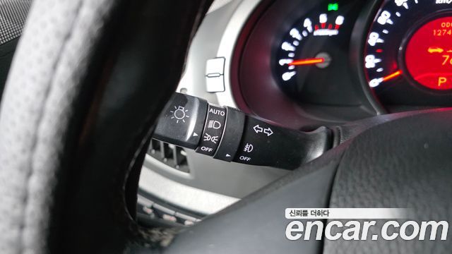 Kia Sportage R Diesel 2WD TLX High-Deluxe 2013 — фото 13
