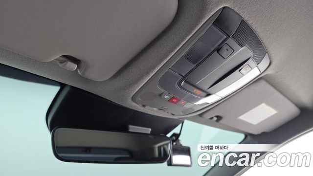 Kia Niro Signature 2023 — фото 17