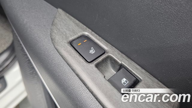 Kia Niro Signature 2023 — фото 19