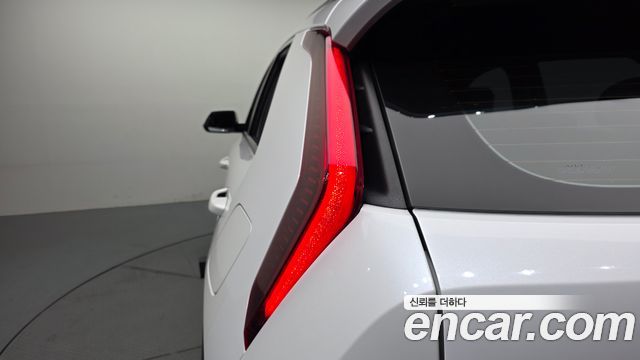 Kia Niro Signature 2023 — фото 23