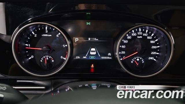 Kia Carnival (IV) Diesel 9-Seater Prestige 2023 — фото 8