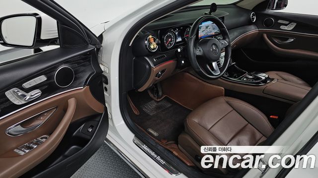 Mercedes-Benz E-Class (W213) E220d Avantgarde 2017 — фото 10