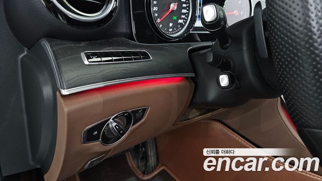 Mercedes-Benz E-Class (W213) E220d Avantgarde 2017 — фото 21