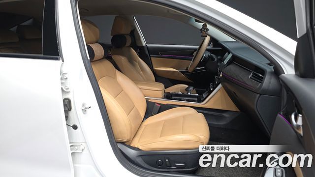 Kia K7 Premier 2.5 GDI Noblesse 2020 — фото 11