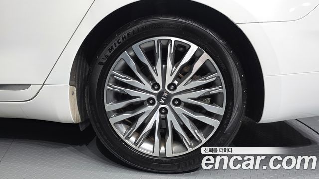Kia K7 Premier 2.5 GDI Noblesse 2020 — фото 21