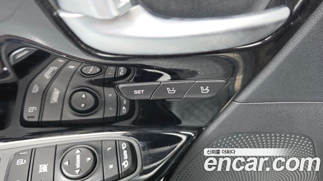 Kia Niro 1.6 HEV Noblesse Special 2020 — фото 16