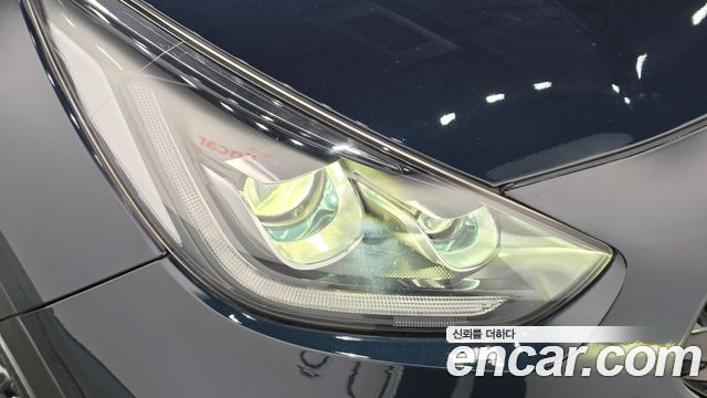 Kia Niro 1.6 HEV Noblesse Special 2020 — фото 22