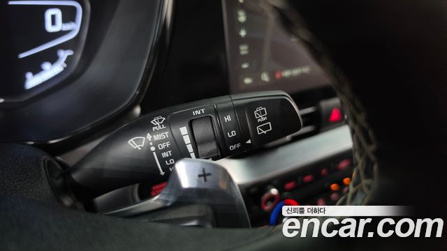 Kia Niro 1.6 HEV Noblesse Special 2020 — фото 27