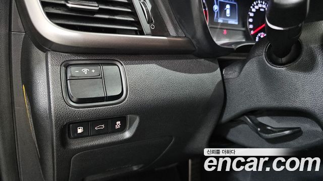 Kia K5 (II) 2.0 SX Style Edition 2018 — фото 15