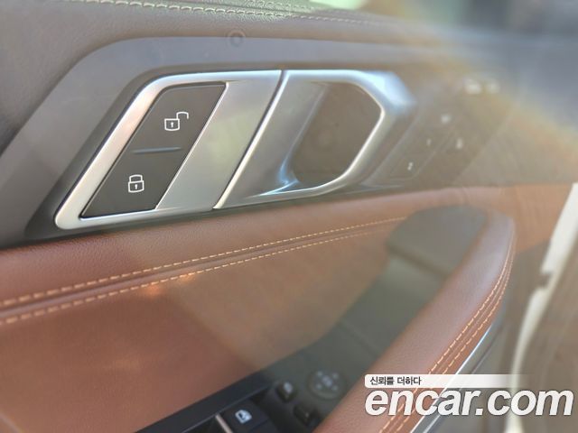 BMW X6 (G06) xDrive40d M Sport Online Exclusive 2026 — фото 17