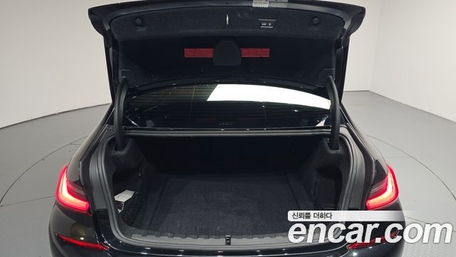 BMW 3 Series (G20) 320i M Sport 2021 — фото 32