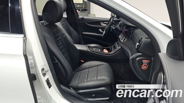 Mercedes-Benz E-Class (W213) E250 AMG Line 2023 — фото 26