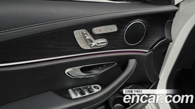 Mercedes-Benz E-Class (W213) E250 AMG Line 2023 — фото 28