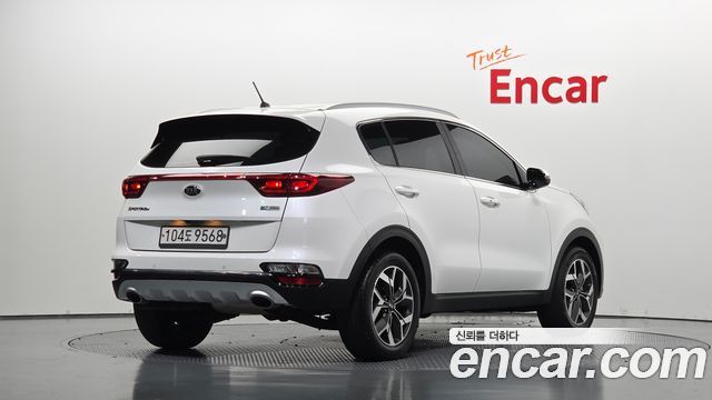 Kia Sportage The Bold Diesel 2.0 2WD Prestige 2019 — фото 2
