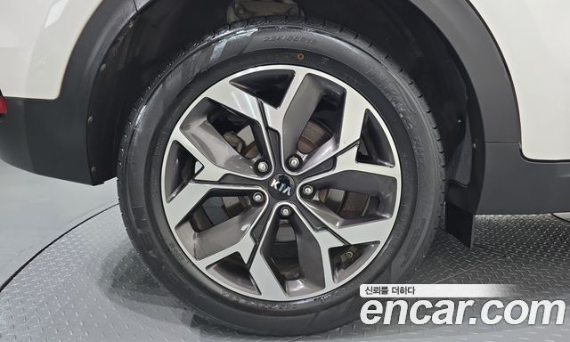 Kia Sportage The Bold Diesel 2.0 2WD Prestige 2019 — фото 5