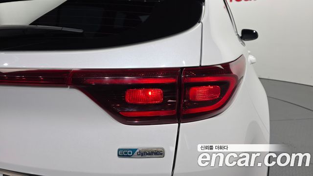 Kia Sportage The Bold Diesel 2.0 2WD Prestige 2019 — фото 23