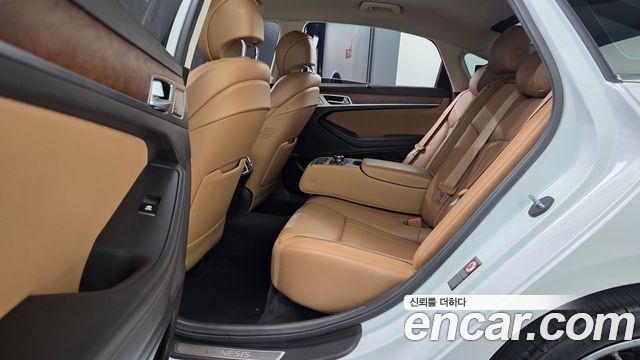 Genesis G80 3.3 GDI AWD Premium Luxury 2020 — фото 12