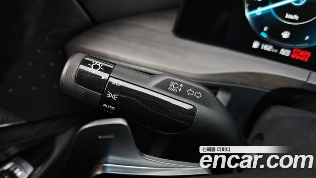 Kia K8 Hybrid Signature 2022 — фото 19