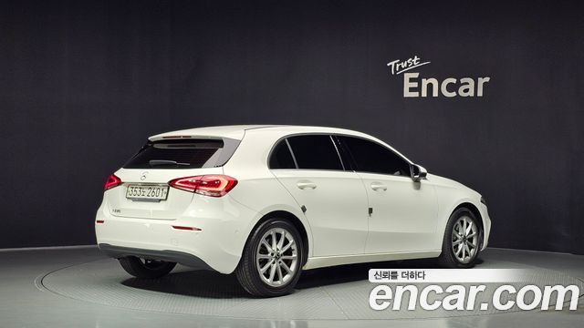 Mercedes-Benz A-Class (W177) A220 Hatchback 2019 — фото 2