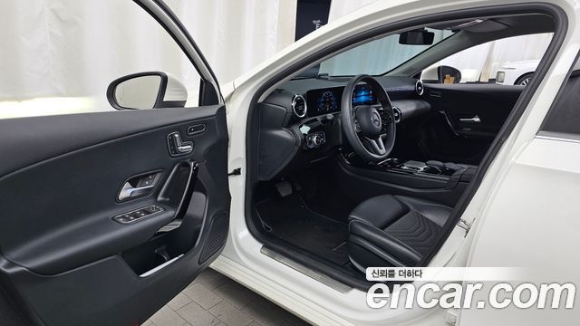 Mercedes-Benz A-Class (W177) A220 Hatchback 2019 — фото 10