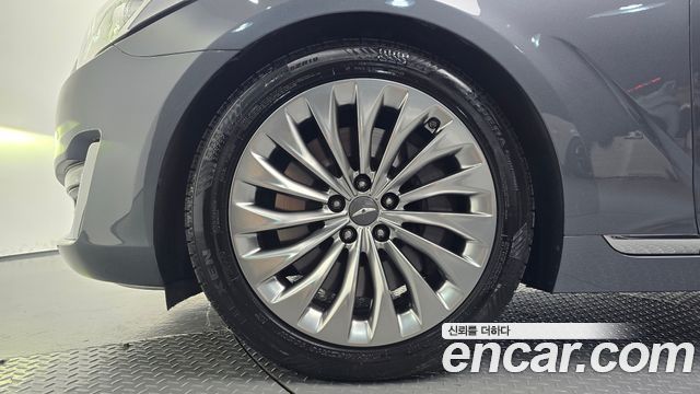 Genesis EQ900 5.0 GDI AWD Prestige 2016 — фото 5
