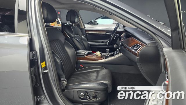 Genesis EQ900 5.0 GDI AWD Prestige 2016 — фото 10