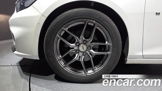 Chevrolet Malibu 2.0 Turbo LTZ Premium 2017 — фото 5