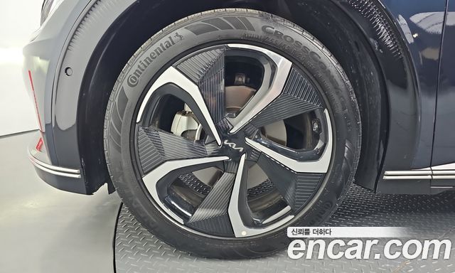 Kia EV6 Long Range 4WD Earth 2023 — фото 5