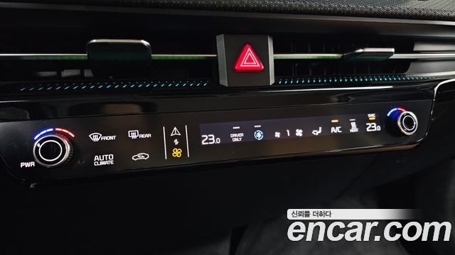 Kia EV6 Long Range 4WD Earth 2023 — фото 19