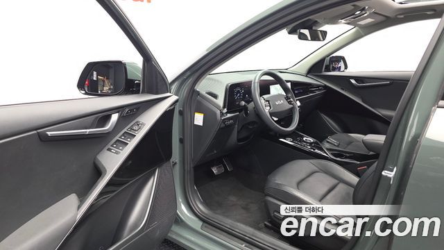 Kia Niro Signature 2022 — фото 10