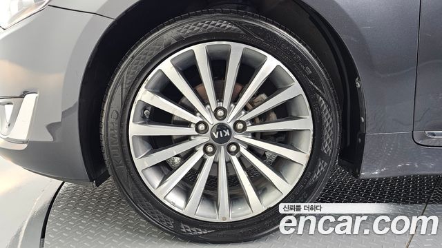 Kia K7 LPI 3.0 Luxury 2016 — фото 5
