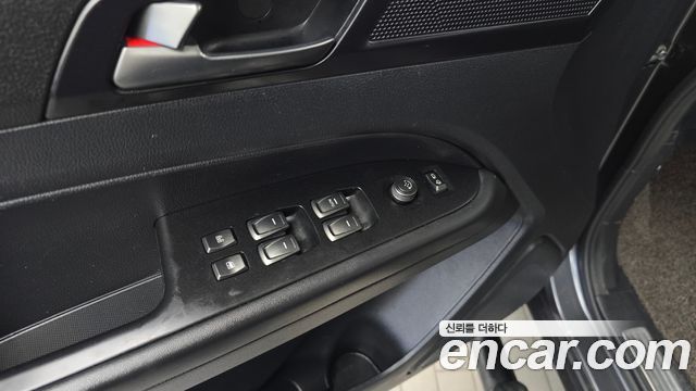 KG Mobility (SsangYong) Rexton Sports Khan Diesel 2.2 4WD Dynamic Edition (5-Link) 2021 — фото 34