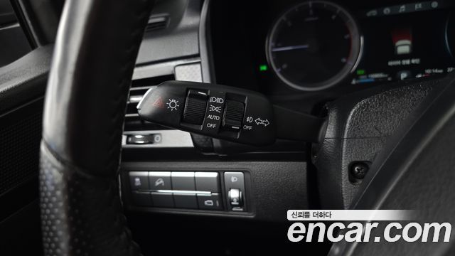 KG Mobility (SsangYong) Rexton Sports Khan Diesel 2.2 4WD Dynamic Edition (5-Link) 2021 — фото 35