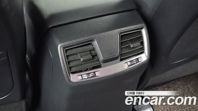 KG Mobility (SsangYong) Rexton Sports Khan Diesel 2.2 4WD Dynamic Edition (5-Link) 2021 — фото 36