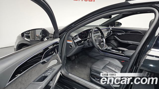 Audi A8 (D5) 55 TFSI Quattro LWB 2020 — фото 10