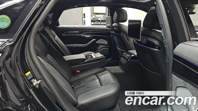 Audi A8 (D5) 55 TFSI Quattro LWB 2020 — фото 12