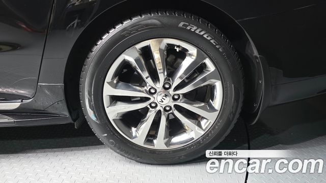 Kia Carnival 9-seater Noblesse 2017 — фото 5
