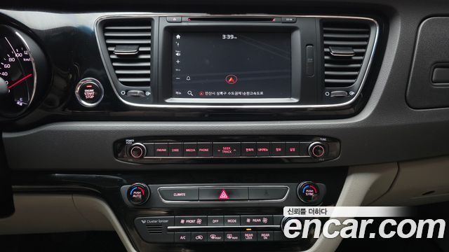 Kia Carnival 9-seater Noblesse 2017 — фото 14