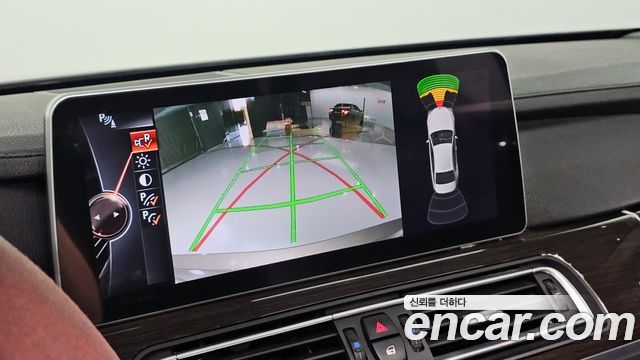 BMW 7 Series (F01) 740Li 2013 — фото 15