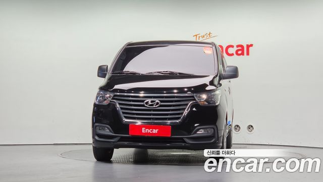 Hyundai Grand Starex Van 5-Seater Modern 2019 — фото 3